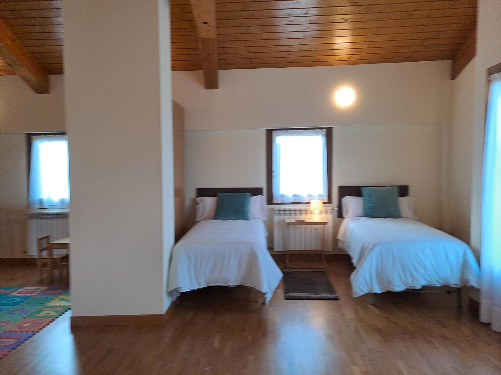 Casa Rural Torreblanca Уррос Экстерьер фото